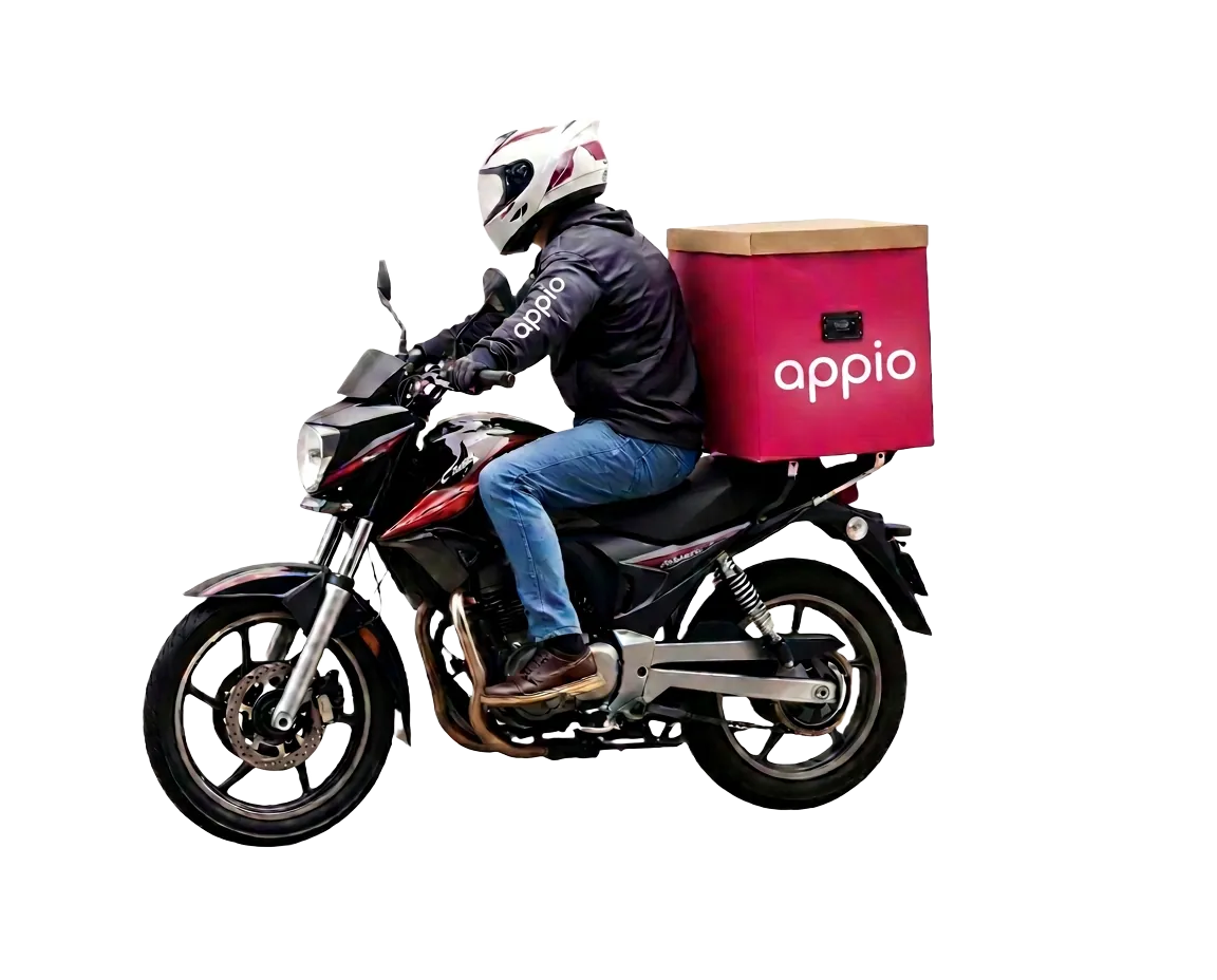 Repartidor de Appio en moto con caja de reparto entregando comida a domicilio en México